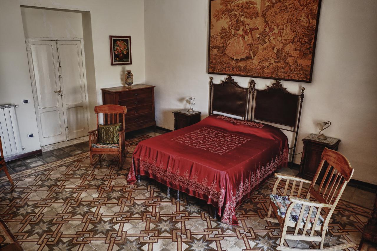 La Pietra D'Argento Bed & Breakfast Caserta Vecchia Exterior foto